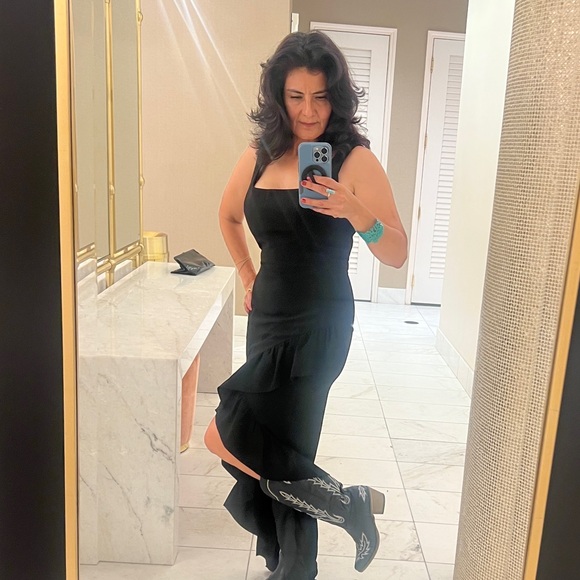 Meet your Posher, Bobbie - Picture 2 of 9